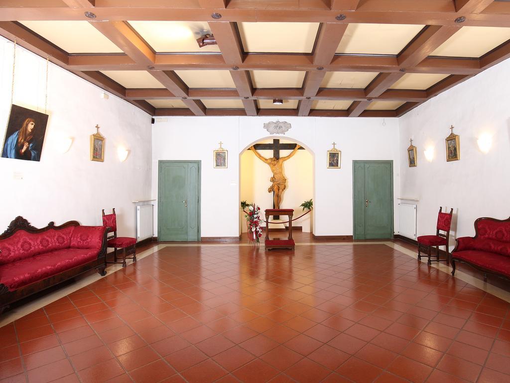 Casa Di Santa Francesca Romana A Ponte Rotto Extérieur photo